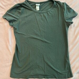 H&M Basics T-Shirt - Grayish Green - Size M
